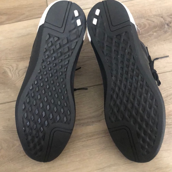 BRAND NEW Adidas Boost Sneakers. Size 13. New without tags. - Picture 6 of 8